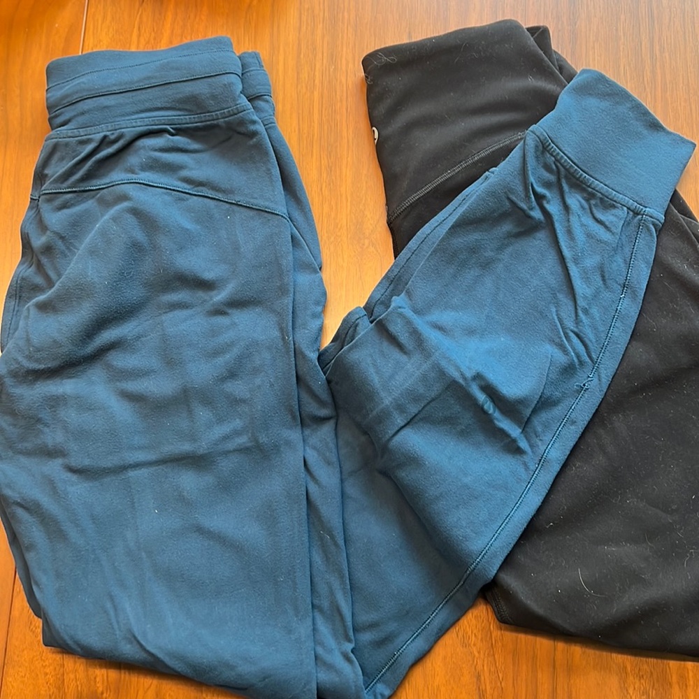 2 pair of Lululemon joggers, size 2